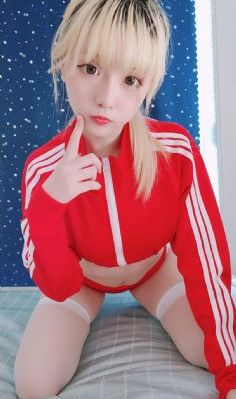 俏女性花开_BD英语在线视频播放